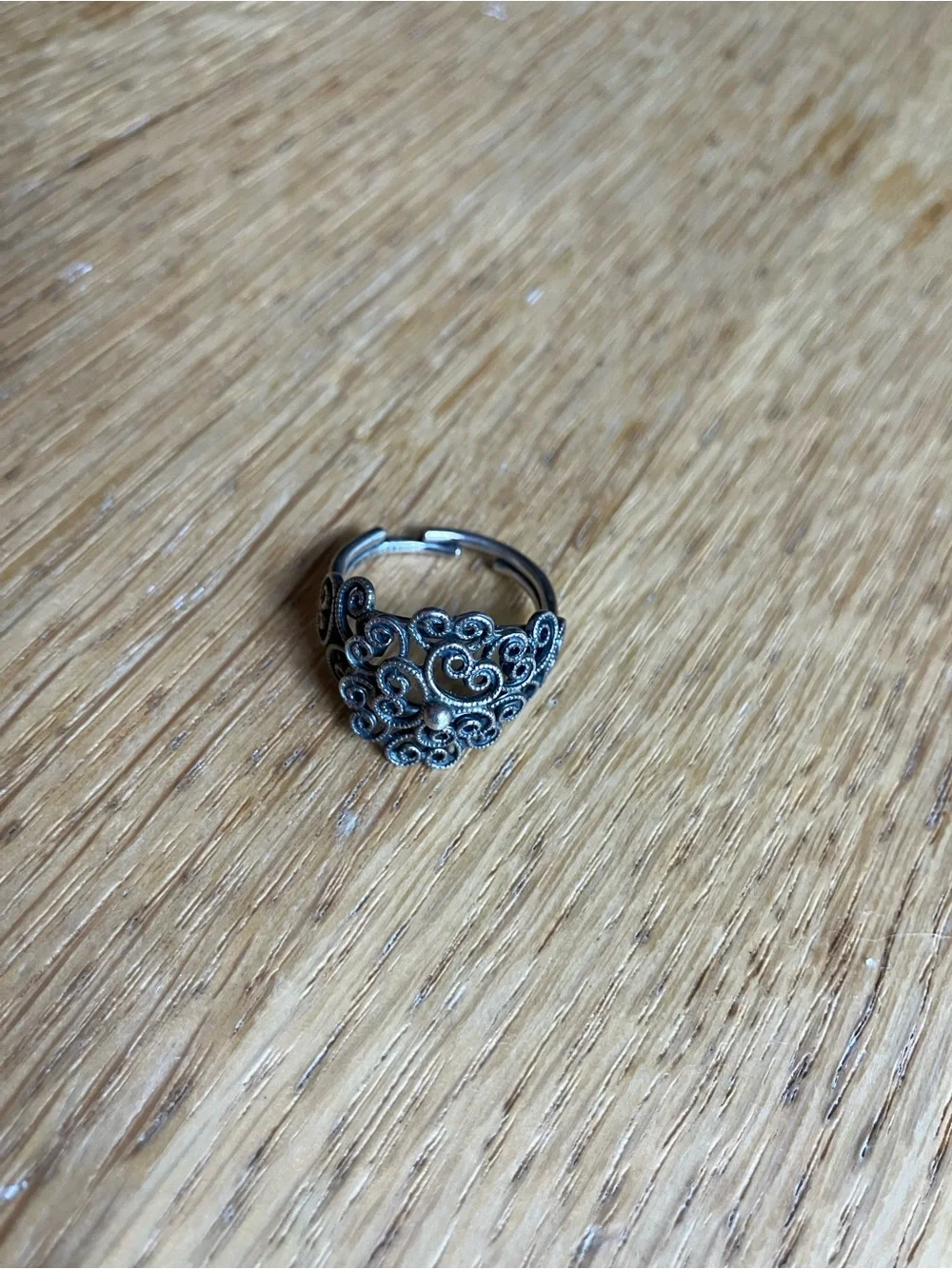 Antique Filigree Scroll Dome Ring